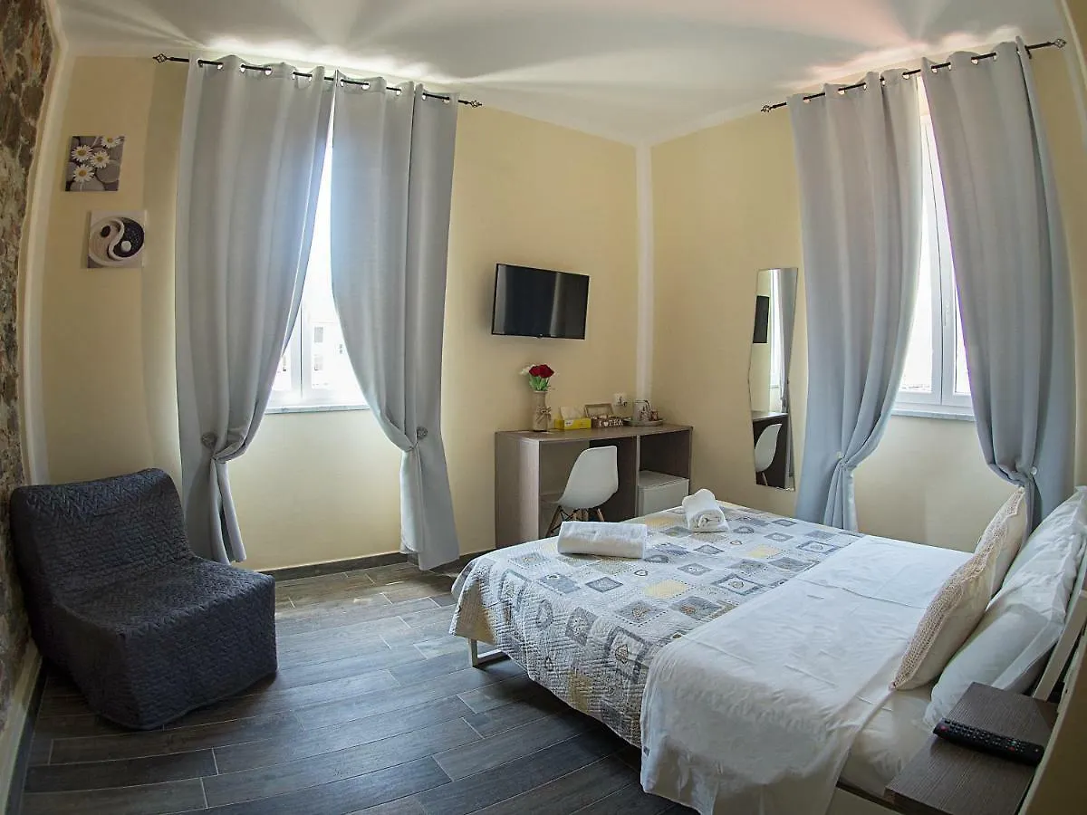 Guest house Vicolocorto Affittacamere La Spezia